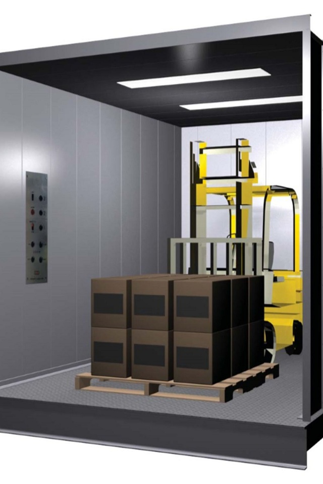Thang máy tải hàng 1000kg được nhiều doanh nghiệp lớn lắp đặt
