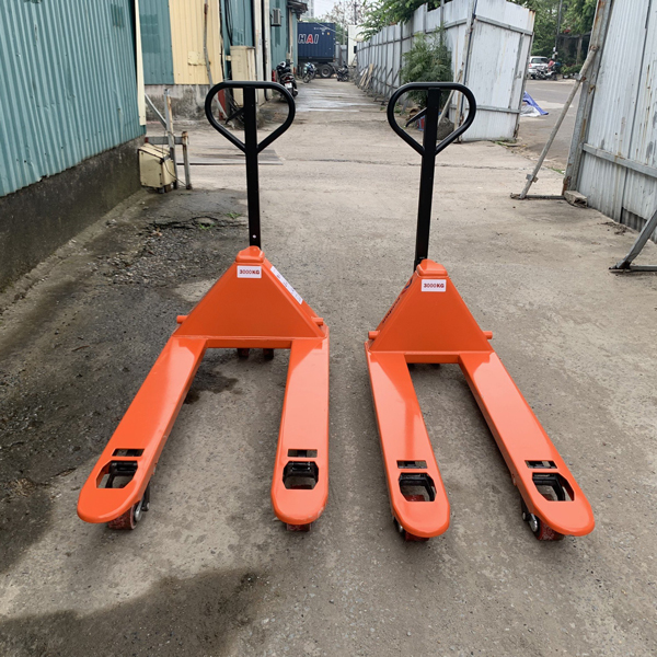 Xe nâng tay thấp - Vì sao là lựa chọn hàng đầu 1 Xe nâng tay thấp